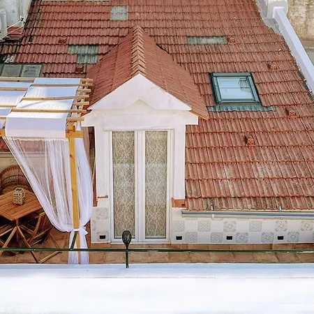 Casa Shardana, * Lisbona